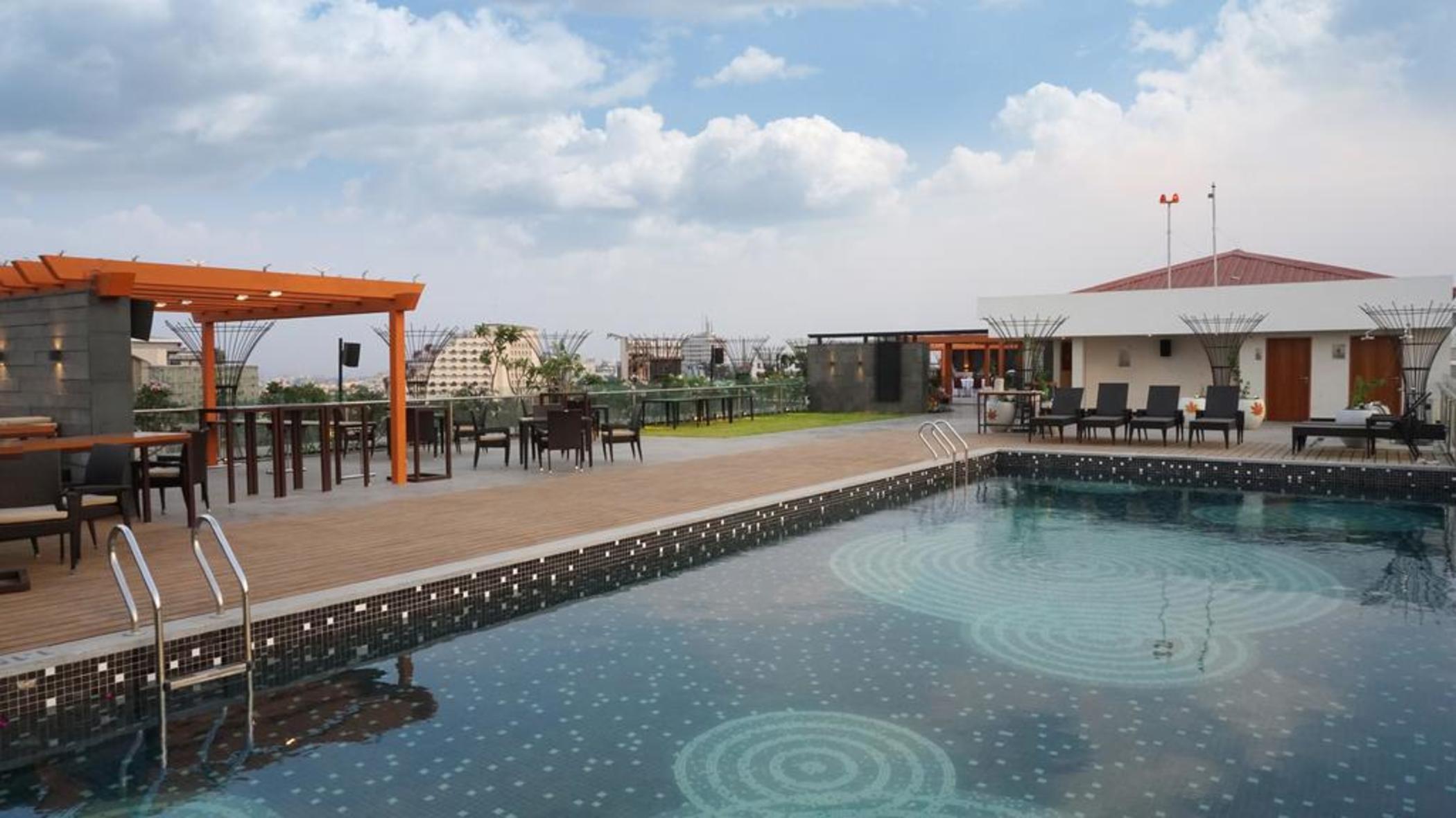 Hyatt Place Hyderabad Banjara Hills Exterior foto