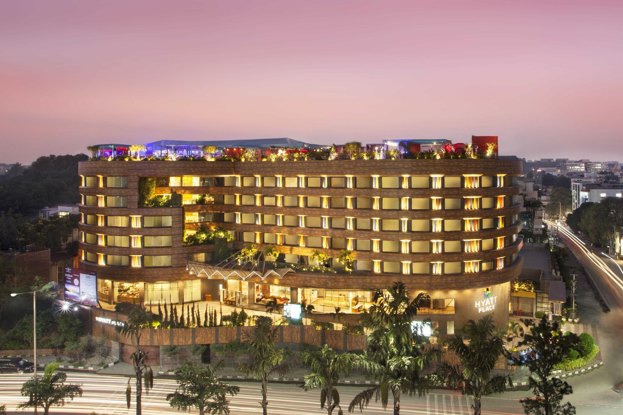 Hyatt Place Hyderabad Banjara Hills Exterior foto The Park, Hyderabad